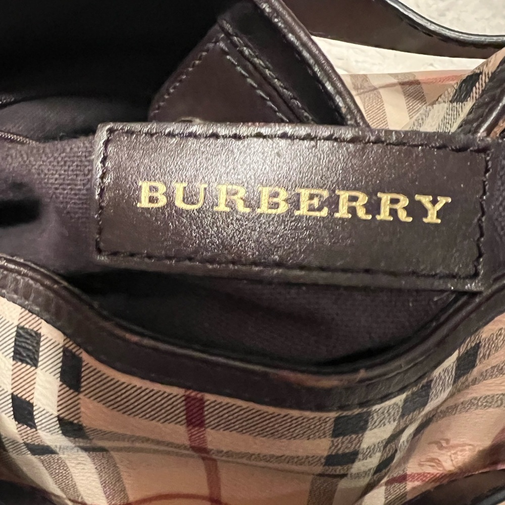 Burberry Haymarket check belted hobo - Picture 8 of 12